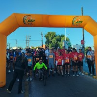 Alumnos de la UTLP participan en la carrera pedestre y torneo de voleibol playero como parte de los Eventos de convivencia de la COEPES