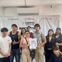 Estudiantes de la carrera de Desarrollo de negocios compitieron en el Hackathon 2024